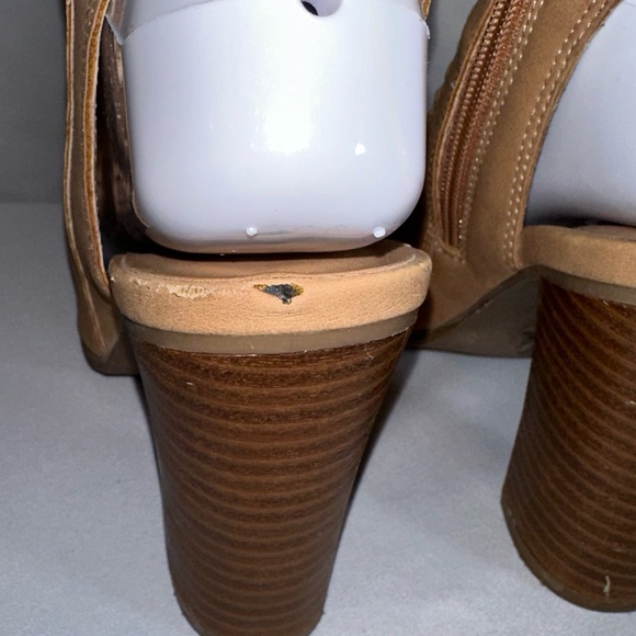 Chunky heel open toe sandals.👡 - Picture 6 of 8